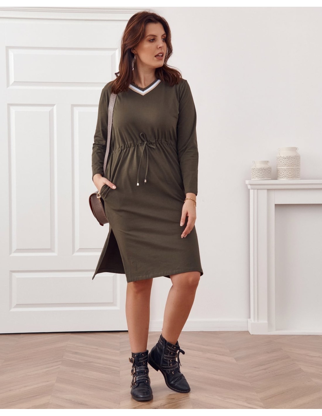 Sukienka Plus Size wiązana w pasie khaki FK569 - Sklep internetowy - Butik