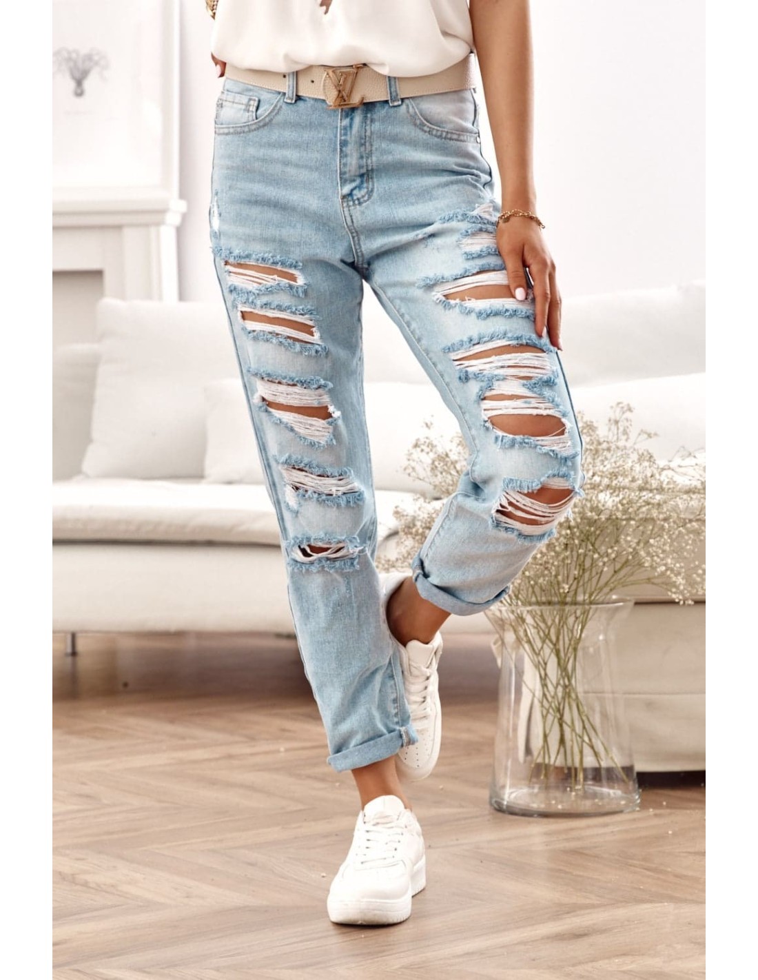 Spodnie jeansowe z dziurami mom fit 5120  - Sklep internetowy - Butik