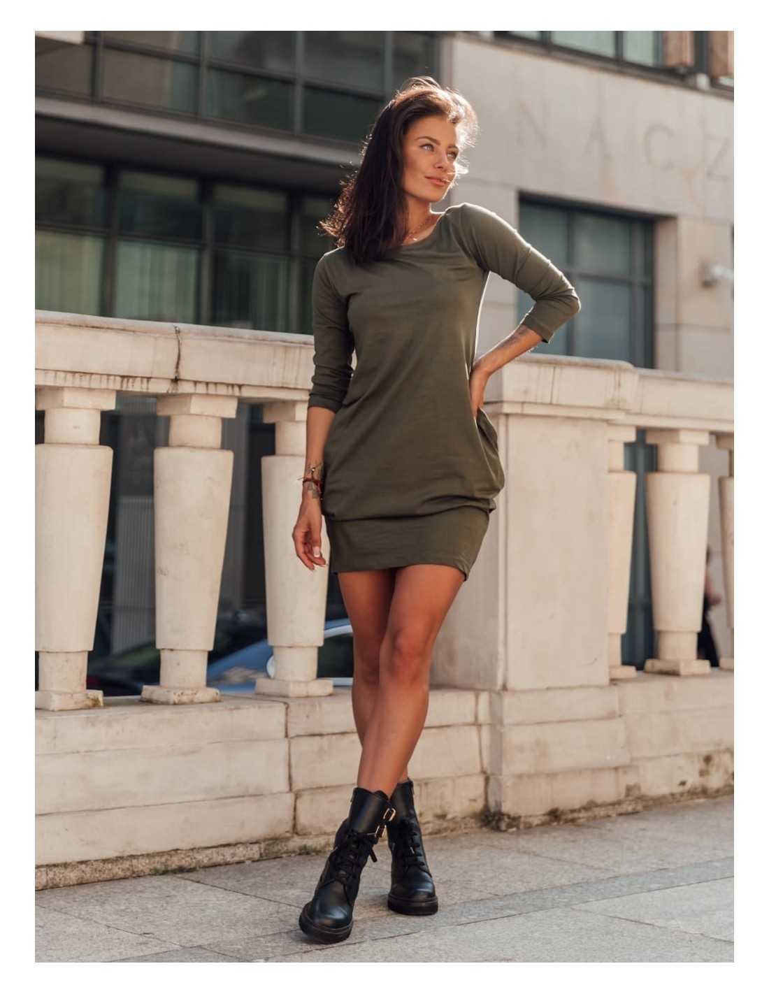 Casualowa sukienka bombka khaki 9988 - Sklep internetowy - Butik